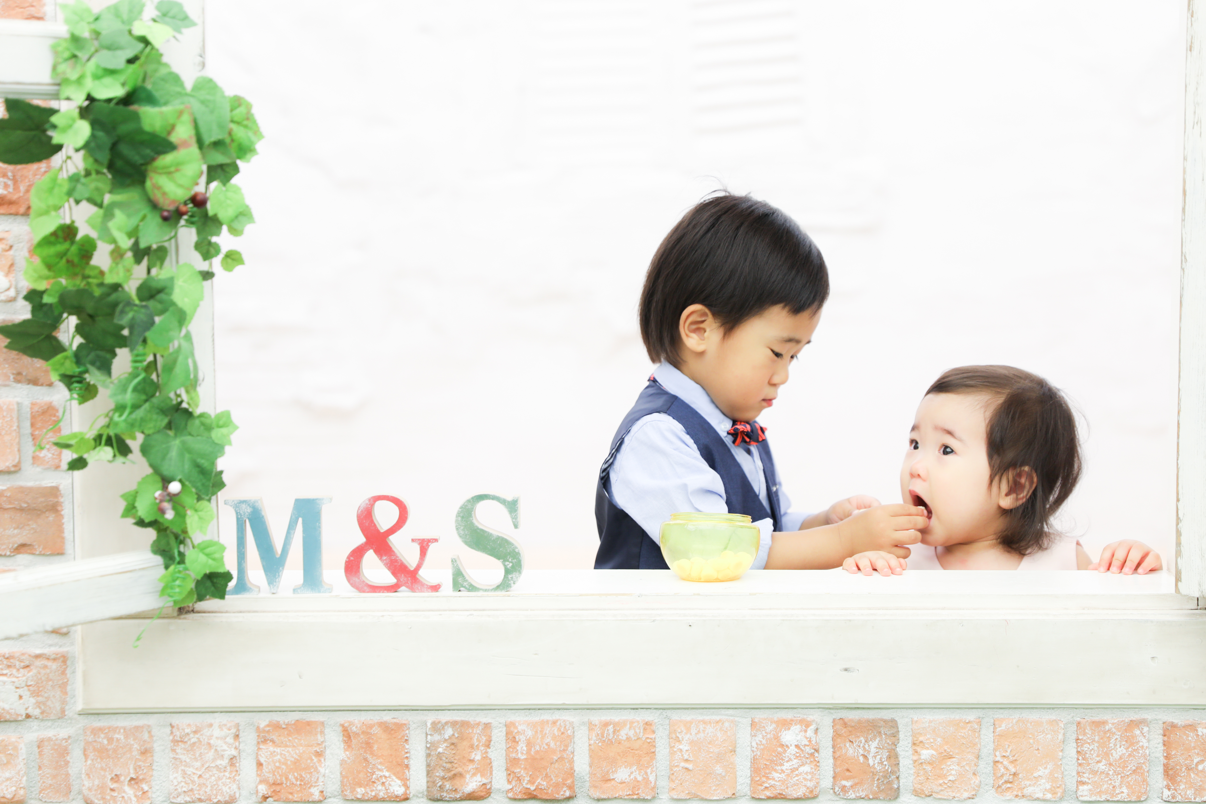 【バースデイ】1歳女の子・3歳男の子