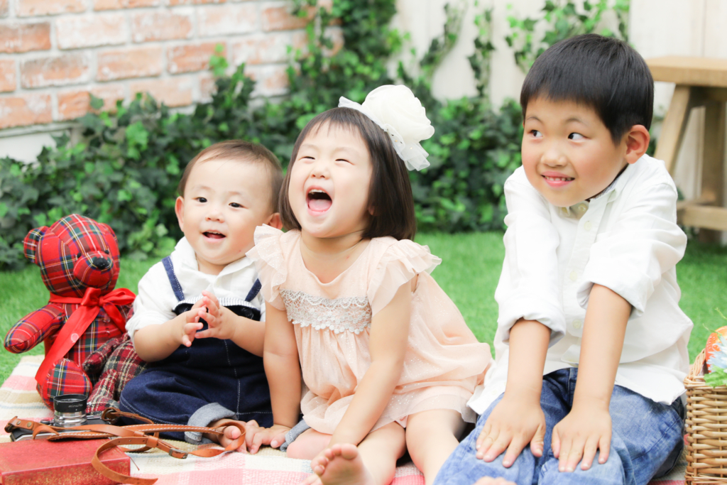 【バースデイ】1歳男の子・3歳女の子